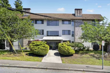 203 1410 Blackwood Street, White Rock, BC, White rock — Apartment/Condo for sale