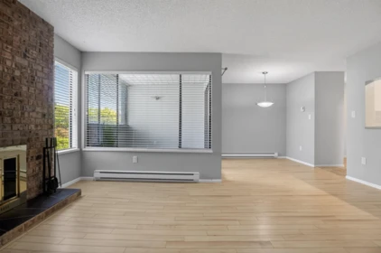 Walk-In Closet Photo of 203 1410 Blackwood Street, White Rock, BC