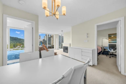 2206 9868 Cameron Street, Burnaby, BC, Burnaby — Apartment/Condo for sale
