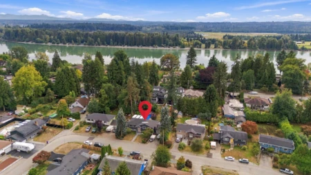 Playground / Recreational Area Near 21768 117 Avenue, Maple Ridge, BC