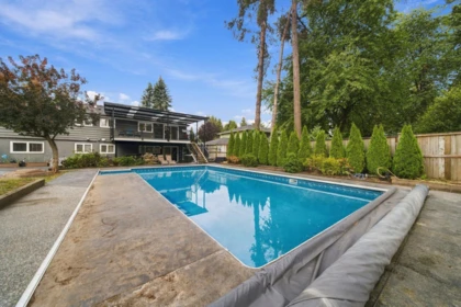 Staircase Photo of 21768 117 Avenue, Maple Ridge, BC