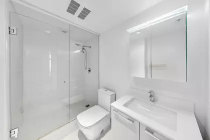Walk-In Closet Photo of 1510 2220 Kingsway, Vancouver, BC