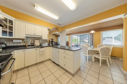 Kitchen Photo of 1986 W 43rd Avenue, Vancouver, BC