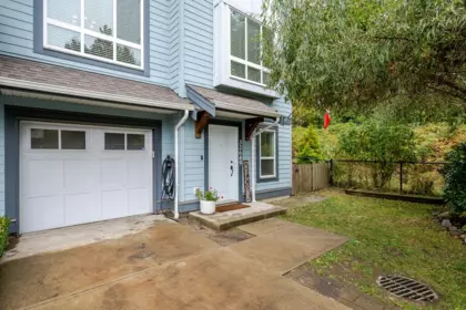 32649 Preston Boulevard, Mission, BC, Mission — Half Duplex for sale