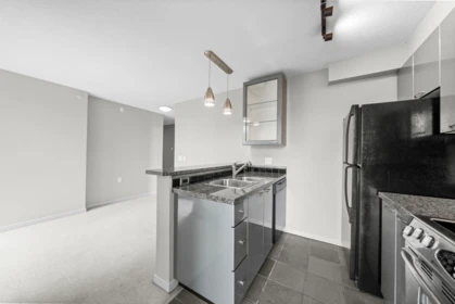 Primary Bathroom Photo of 1805 1068 Hornby Street, Vancouver, BC