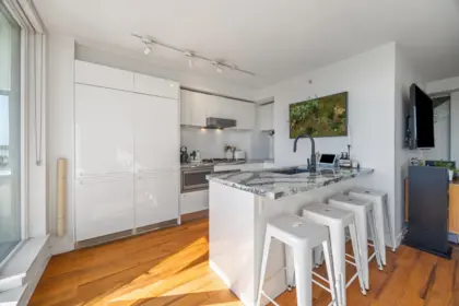 PH9 188 Keefer Street, Vancouver, BC, Vancouver — Apartment/Condo for sale