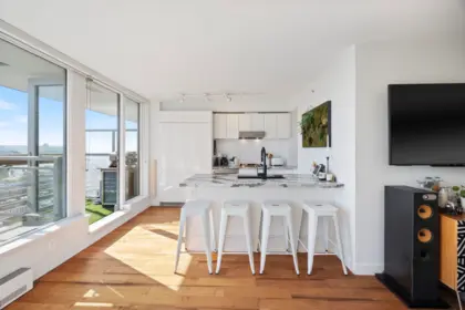 PH9 188 Keefer Street, Vancouver, BC, Vancouver — Apartment/Condo for sale