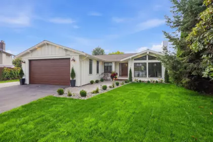 34962 Mt. Blanchard Drive, Abbotsford, BC, Abbotsford — Single Family Residence for sale