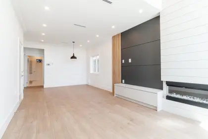 5777 Rumble Street, Burnaby, BC, Burnaby — Half Duplex for sale