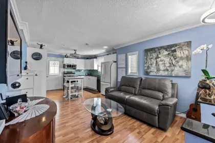 6654 Imperial Street, Burnaby, BC, Burnaby — Single Family Residence for sale