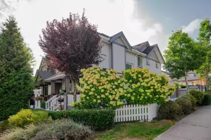 21106 80 Avenue, Langley, BC, Langley — Single Family Residence for sale