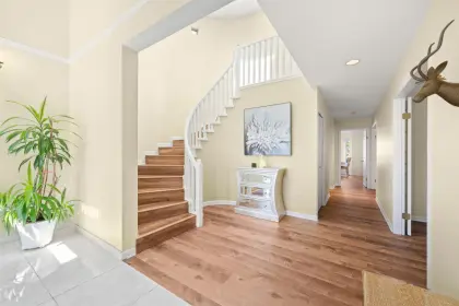 9235 Cunningham Place, Richmond, BC, Richmond — Single Family Residence for sale