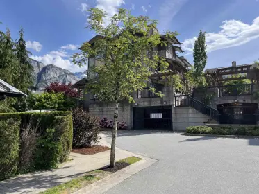 202 1174 Wingtip Place, Squamish, BC, Squamish — Other for sale