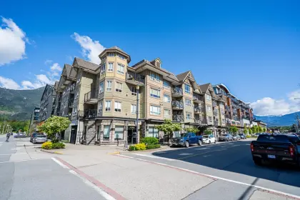 105 38003 Second Avenue, Squamish, BC, Squamish — Apartment/Condo for sale