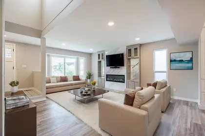 2818 Westlake Drive, Coquitlam, BC, Coquitlam — Single Family Residence for sale