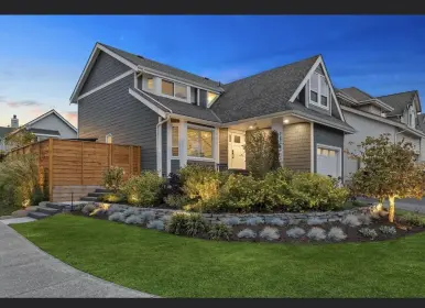 2818 Westlake Drive, Coquitlam, BC, Coquitlam — Single Family Residence for sale