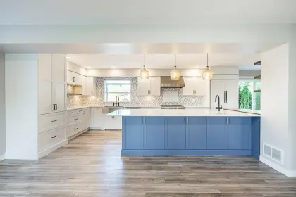 2818 Westlake Drive, Coquitlam, BC, Coquitlam — Single Family Residence for sale