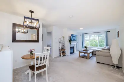 304 8976 208 Street, Langley, BC, Langley — Apartment/Condo for sale
