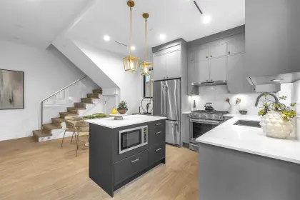 3132 E 20th Avenue, Vancouver, BC, Vancouver — Half Duplex for sale