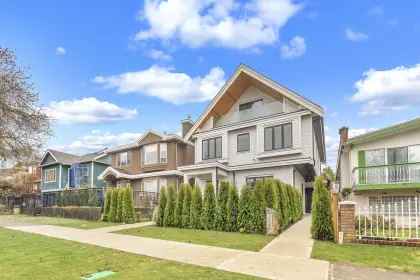 3132 E 20th Avenue, Vancouver, BC, Vancouver — Half Duplex for sale