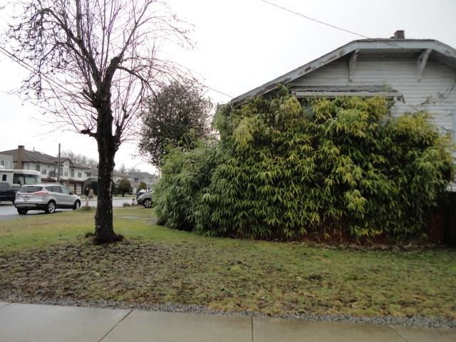 Pantry Photo of 7506 19th Avenue, Burnaby, BC