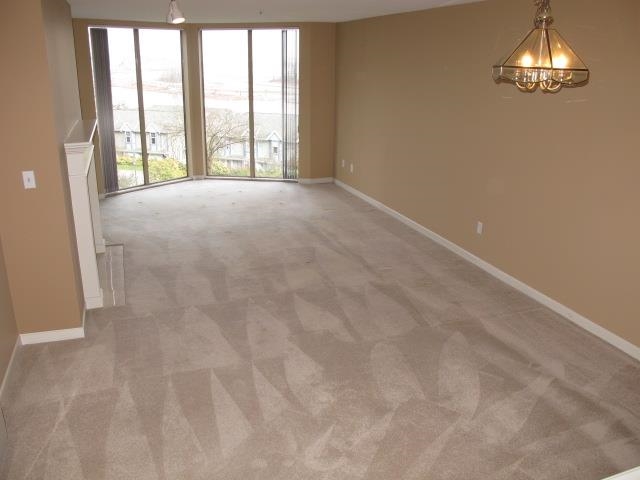 Dining Area Photo of 315 60 Richmond Street, New Westminster, BC
