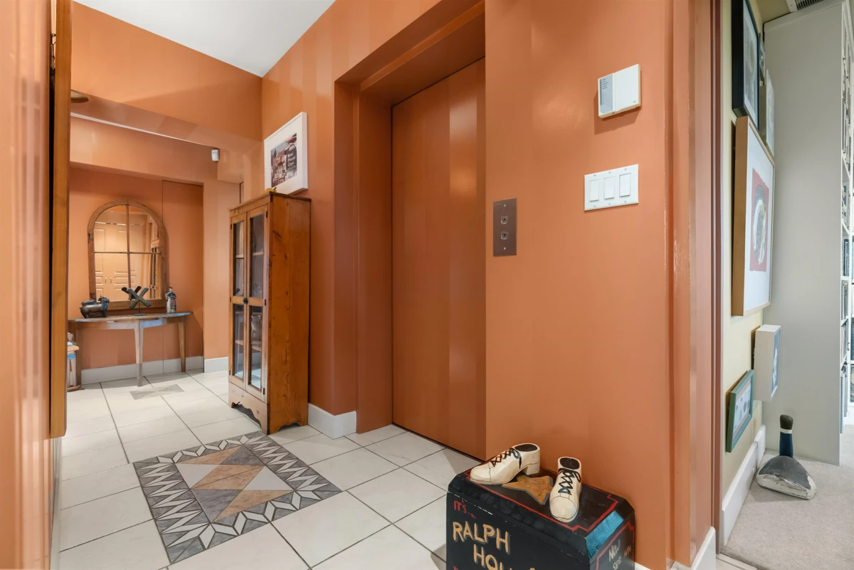 Living Room Photo of 8 2838 Birch Street, Vancouver, BC