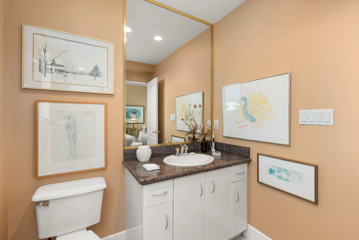 Loft / Bonus Room Photo of 8 2838 Birch Street, Vancouver, BC