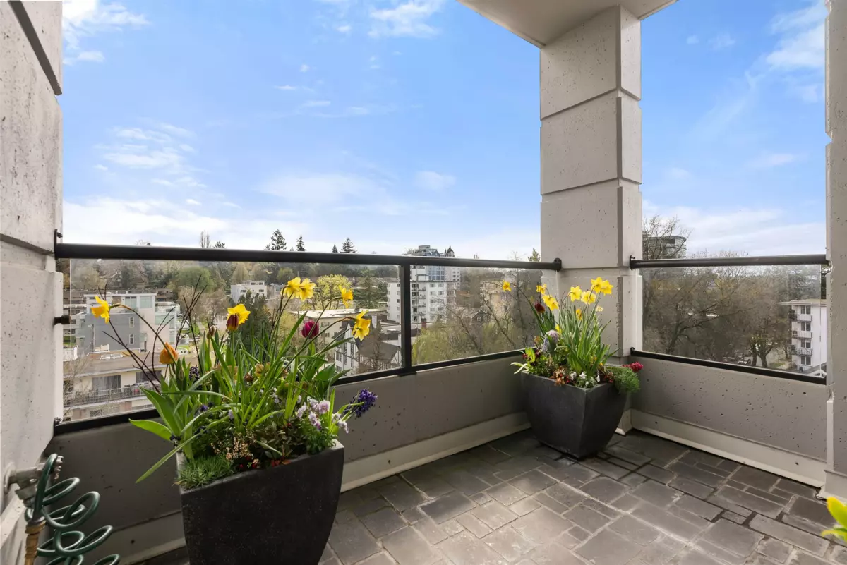 Outdoor Deck Photo of 8 2838 Birch Street, Vancouver, BC