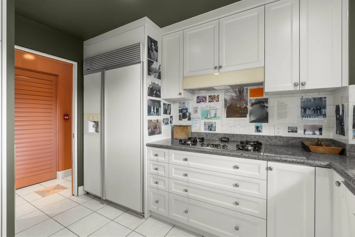 Primary Bathroom Photo of 8 2838 Birch Street, Vancouver, BC