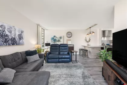 206 6759 Willingdon Avenue, Burnaby, BC, Burnaby — Apartment/Condo for sale