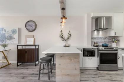 206 6759 Willingdon Avenue, Burnaby, BC, Burnaby — Apartment/Condo for sale