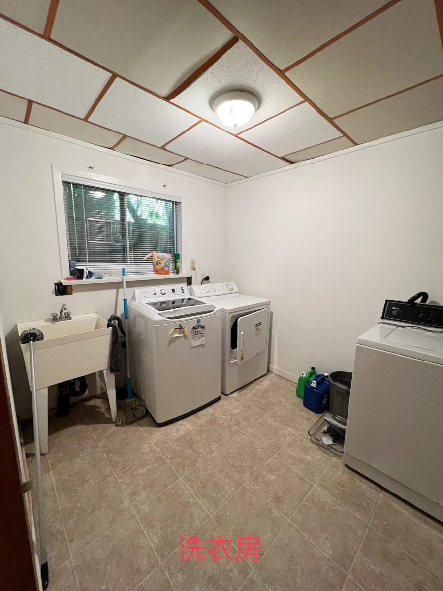 Mudroom Photo of 3019 W 43rd Avenue, Vancouver, BC