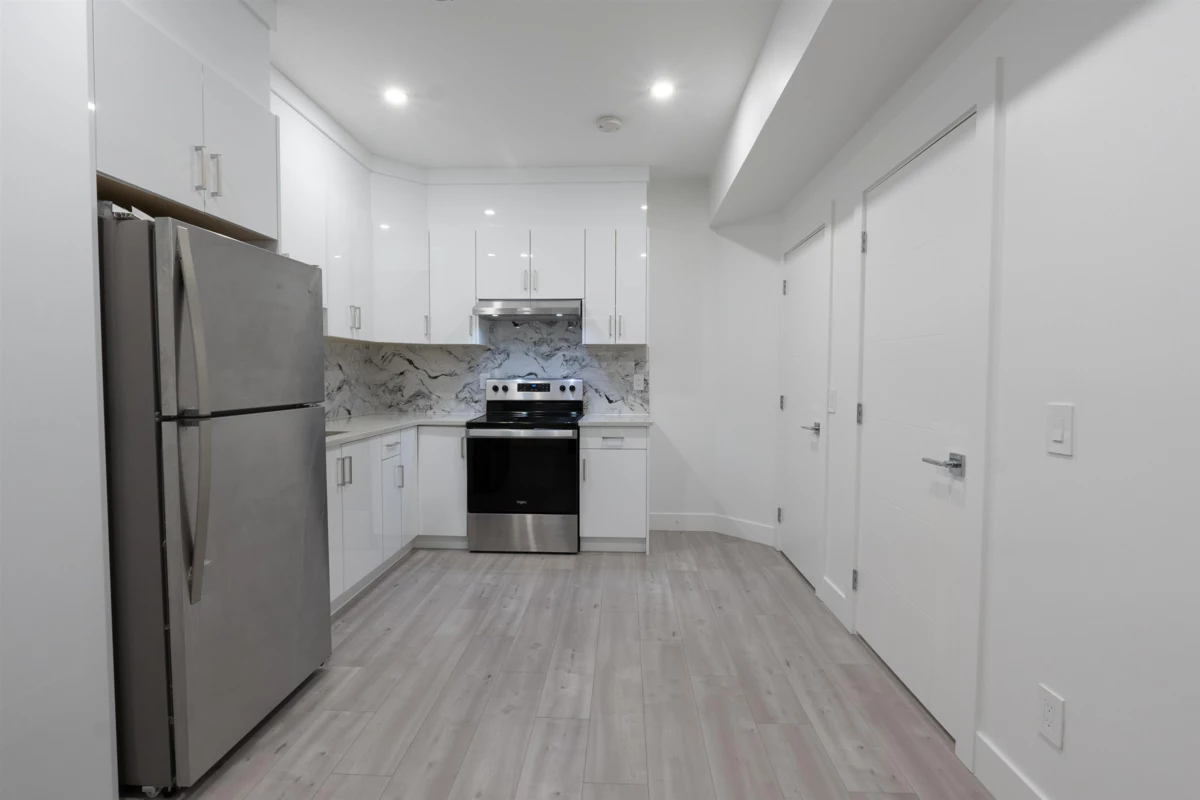 Swimming Pool Photo of 32689 Carter Avenue, Mission, BC