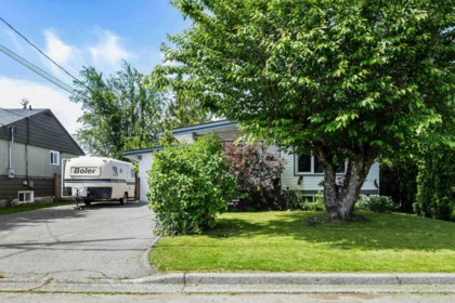 9695 Harrison Street, Chilliwack, BC, Chilliwack — Single Family Residence for sale