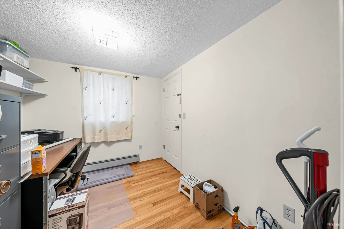 Hallway Photo of 2843 W 22nd Avenue, Vancouver, BC