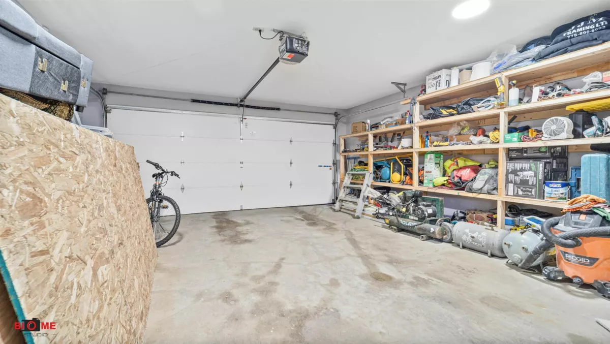 Garage Interior Photo of 12478 69 Avenue, Surrey, BC