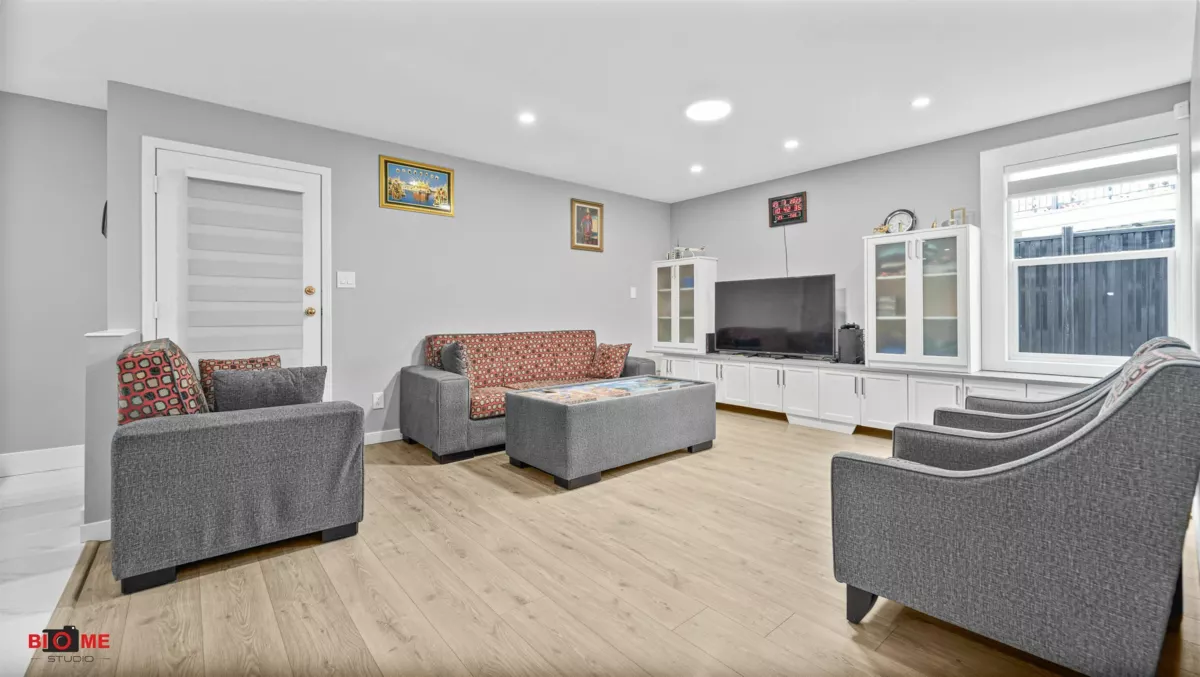 Primary Bedroom Photo of 12478 69 Avenue, Surrey, BC