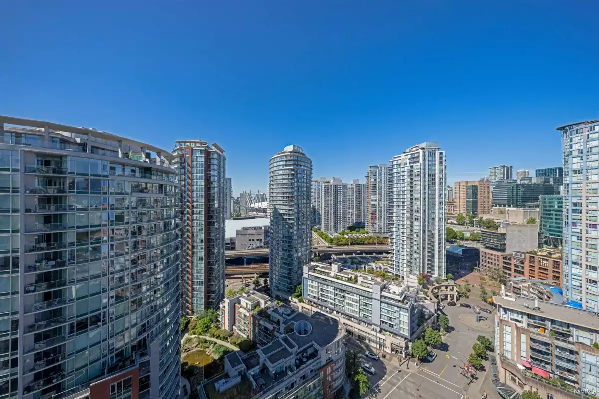 Dining Area Photo of 2610 63 Keefer Place, Vancouver, BC