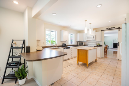 18792 88 Avenue, Surrey, BC, Surrey — Single Family Residence for sale