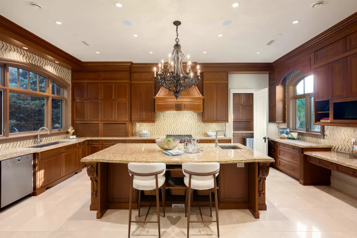 Walk-In Closet Photo of 8731 Finn Road, Richmond, BC