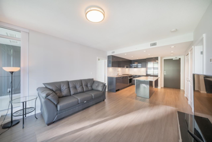 1305 6700 Dunblane Avenue, Burnaby, BC, Burnaby — Apartment/Condo for sale