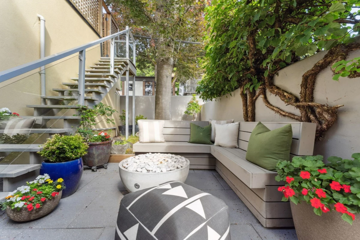 Dining Area Photo of 1312 Maple Street, Vancouver, BC