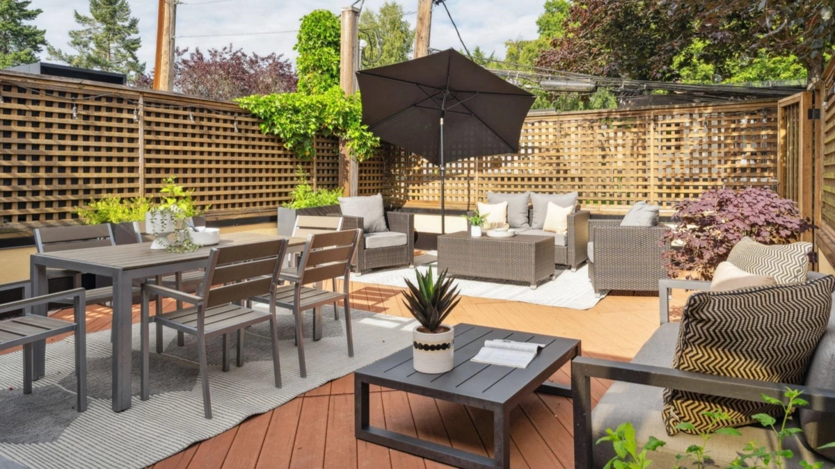 Exterior Front Photo of 1312 Maple Street, Vancouver, BC