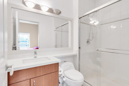 Kitchen Photo of 184 12040 68 Avenue, Surrey, BC