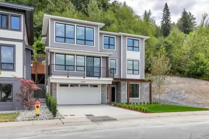 47180 Sylvan Drive, Chilliwack, BC, Chilliwack — Single Family Residence for sale