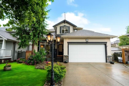 27792 Pullman Avenue, Abbotsford, BC, Abbotsford — Single Family Residence for sale