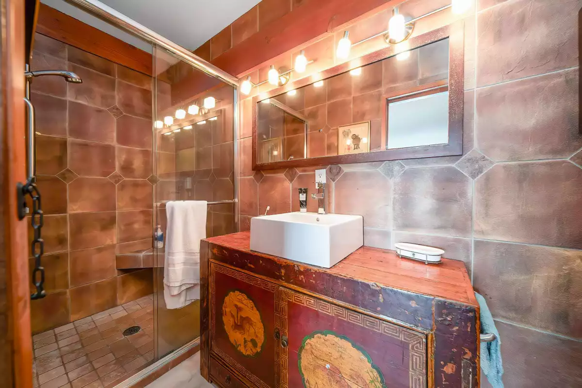 Outdoor Patio Photo of 4885 Cove Cliff Place, North Vancouver, BC