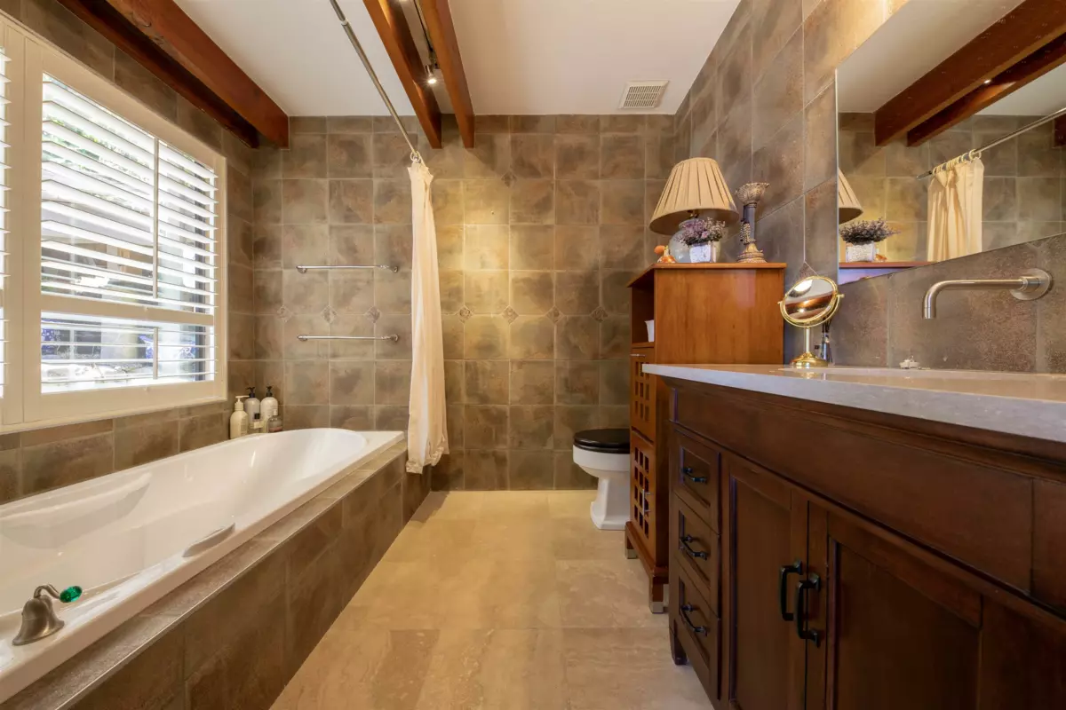 Staircase Photo of 4885 Cove Cliff Place, North Vancouver, BC