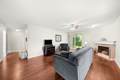 204 14988 101a Avenue, Surrey, BC, Surrey — Apartment/Condo for sale